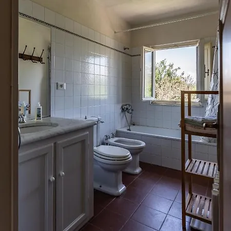 Guest house La Dimora Di Corte A Lucca