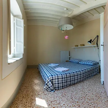La Dimora Di Corte A Lucca Guest house